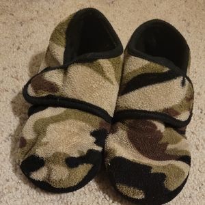 Camo slippers
